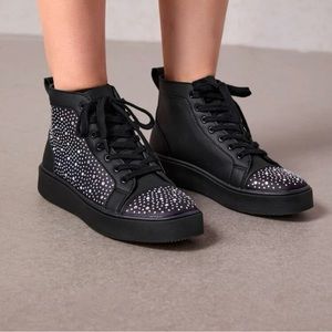Rhinestone Decor High Top Skate Shoes